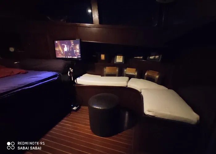 Sabai Sabai Liveaboard * Bangkok