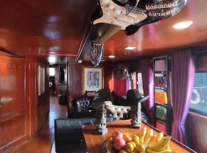 Sabai Sabai Liveaboard