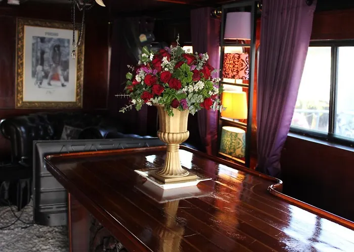 Botel Sabai Sabai Liveaboard