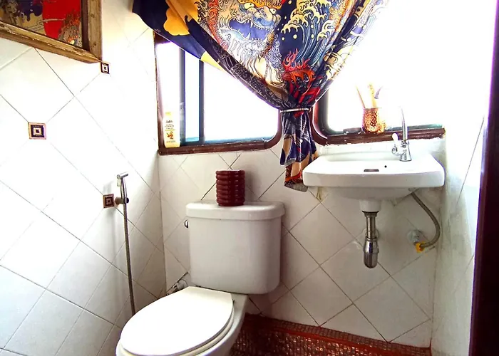 Sabai Sabai Liveaboard Botel
