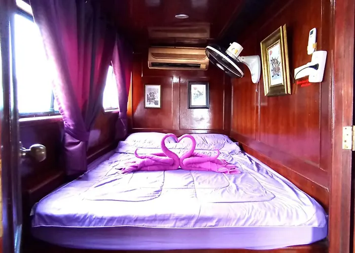 Botel Sabai Sabai Liveaboard