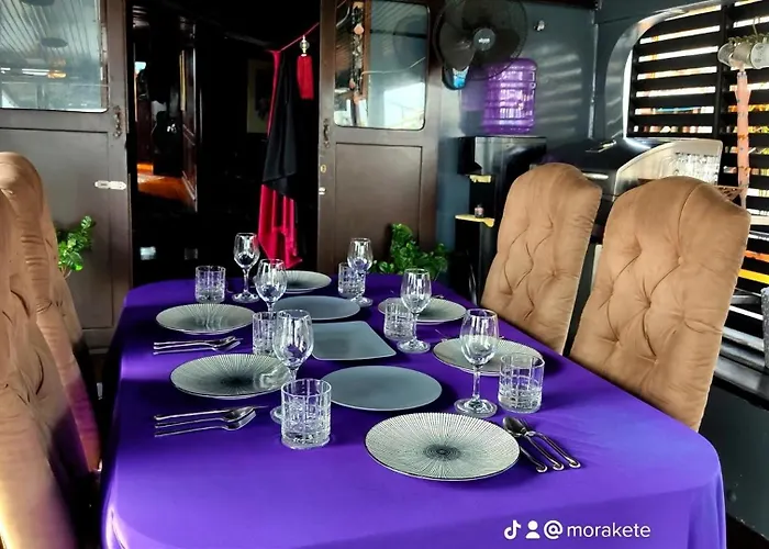 Sabai Sabai Liveaboard * Bangkok
