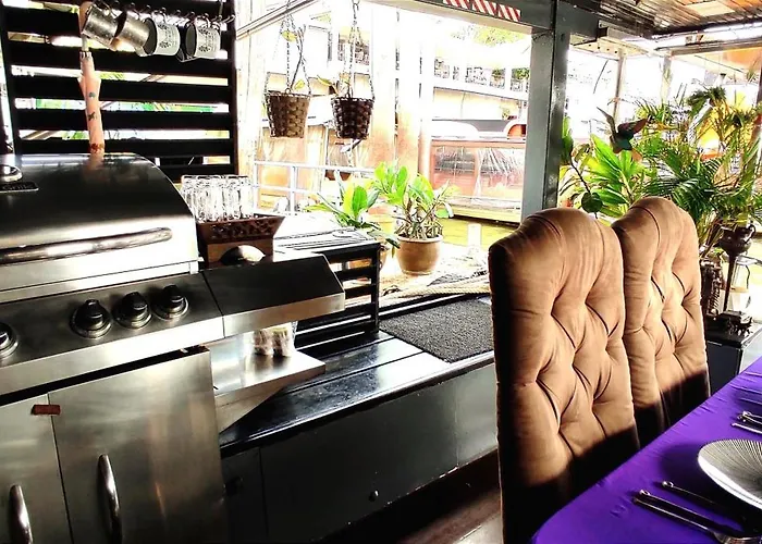 Botel Sabai Sabai Liveaboard *