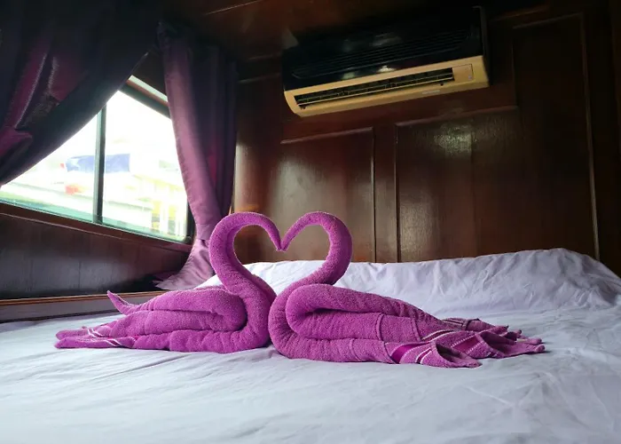 Sabai Sabai Liveaboard Bangkok