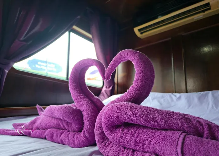 Sabai Sabai Liveaboard Bangkok