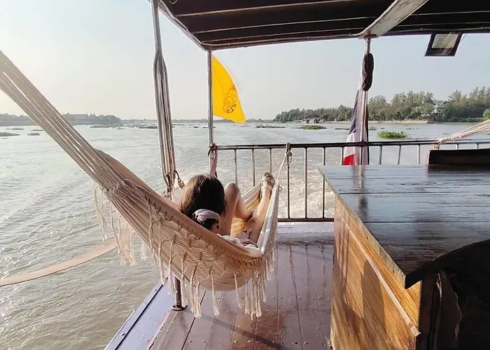 Botel Sabai Sabai Liveaboard